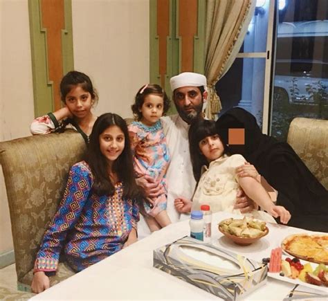 Saeed Bin Maktoum Bin Rashid Al Maktoum Con Sus Hijas Latifa Alia