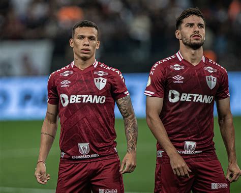 Fluminense Renova Contrato Martinelli E Calegari At O Final De