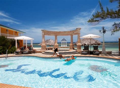 Sandals Royal Caribbean Resort & Private Island | TravelAge West