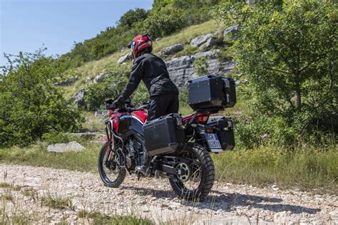 TREKKER OUTBACK 48 BLACK GIVI