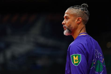 Why You Should Read Mahmoud Abdul Raufs Autobiography