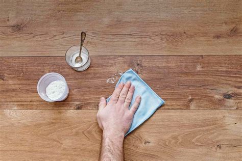 How To Remove Stains From Vinyl Flooring Care Tips And Tricks