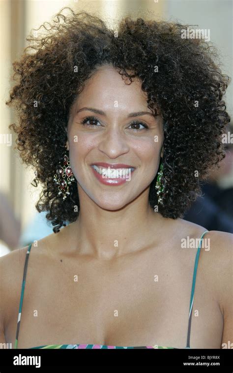 Karyn Parsons Hi Res Stock Photography And Images Alamy