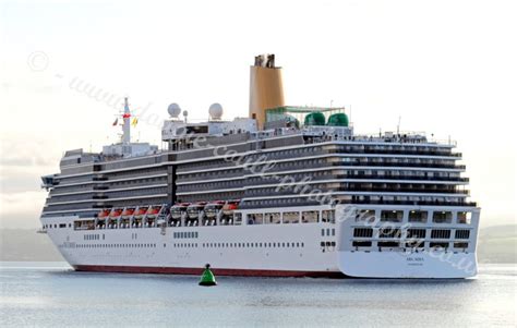 Dougie Coull Photography: Cruise Ship - Arcadia Arrives at Greenock