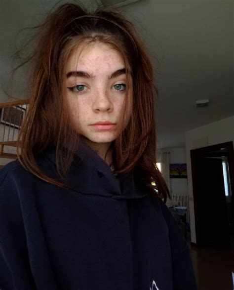 Angelinatrisic On Ig Girl Selfie Oversized Hoodie Aesthetic Girl Selfie Ideas Aesthetic