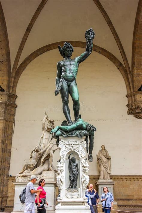 Perseus Met Hoofd Van De Medusa Benvenuto Cellini Signoria Vierkant