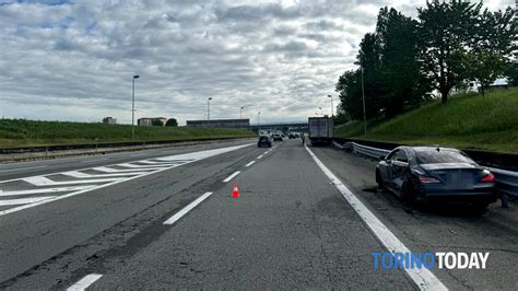 Incidente Sull Autostrada Torino Pinerolo Al Drosso Di Beinasco