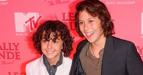NickALive The Stars Of Naked Brothers Band Are Planning A Reunion In
