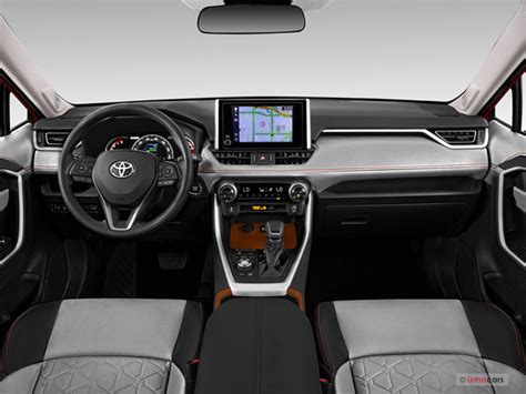 2024 Toyota RAV4: 128 Interior Photos | U.S. News