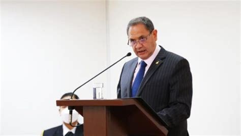 Ministro De Defensa De Perú Presenta Renuncia Al Cargo La Radio Del Sur