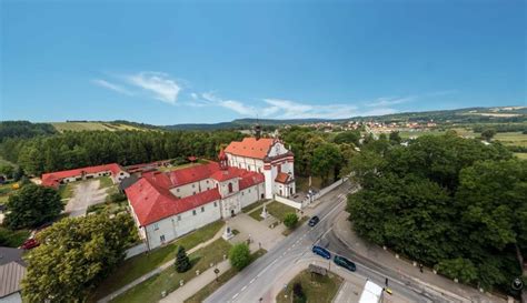 Panoramy Z Lotu Ptaka Klasztor W Krasnobrodzie I Przyk Ad Wpisu Z