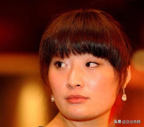 她是王健林心儀的兒媳婦，身家千億的白富美，37歲至今單身 每日頭條