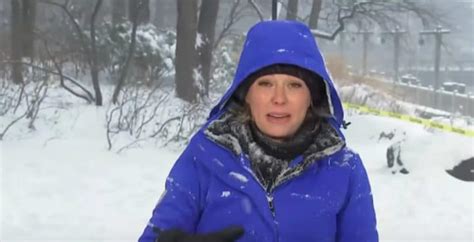 Naked Faced Dylan Dreyer Keeps It Real On Instagram