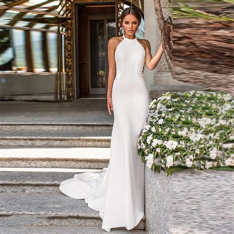 Sexy Mermaid Wedding Dress Simple Halter Sleeveless Stain Wedding Gowns Elegant Backless Bride