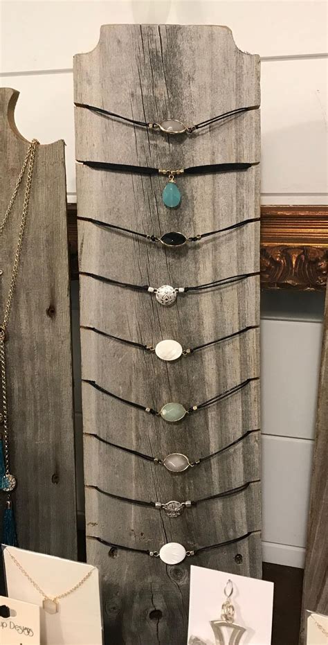 Choker Necklace Stand In Weathered Wood Or Raw Cedar Jewelry Etsy