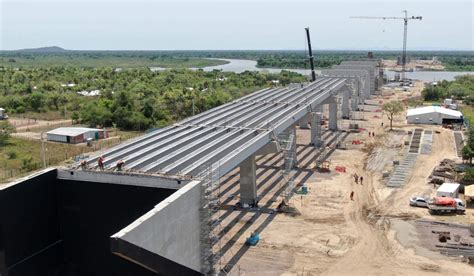 Da Estrutura Conclu Da Ponte Bioce Nica Recebe Vigas Do Lado