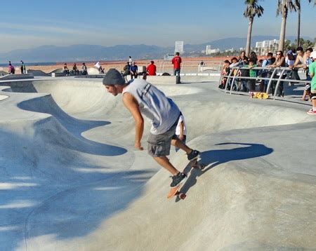 Beach Holiday Destinations: Venice Beach, California