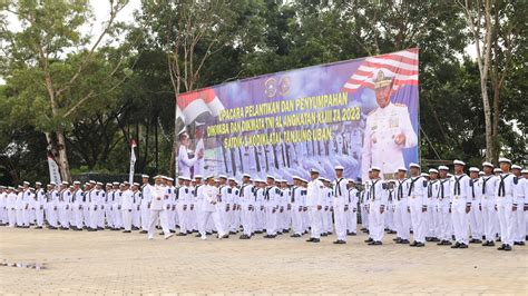 Resmi Menjadi Prajurit TNI AL Dankodiklatal Lantik Dan Ambil Sumpah