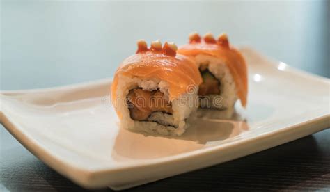 Salmon Burned Maki Stock Photo Image Of Japanese Seaweed 89112628