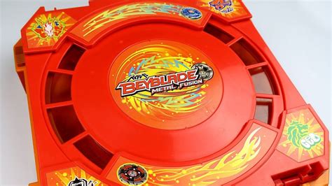 Hasbro BEYBLADE Metal Fusion Mobile Beystadium BATTLE ARENA Orange