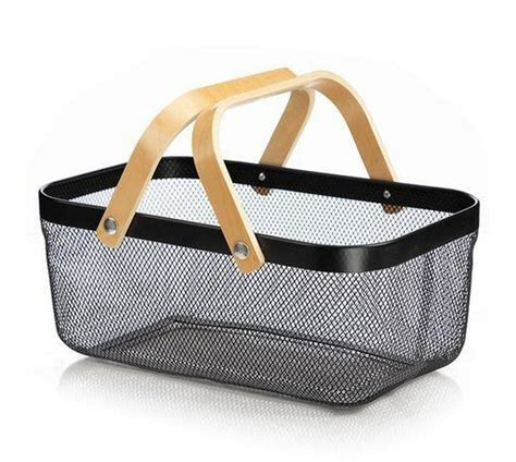 Someones In A Makro Picnic Basket Black Mood