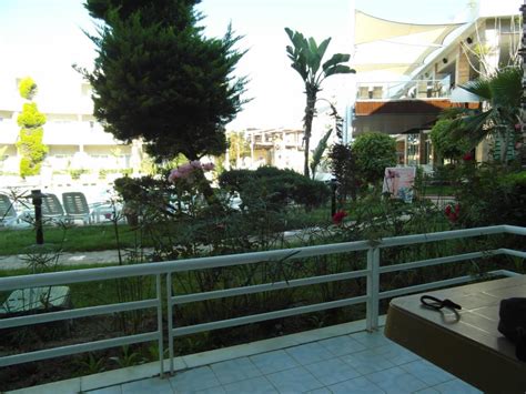 Terrasse Zum Ruhepool R Club Mermaid Village Avsallar