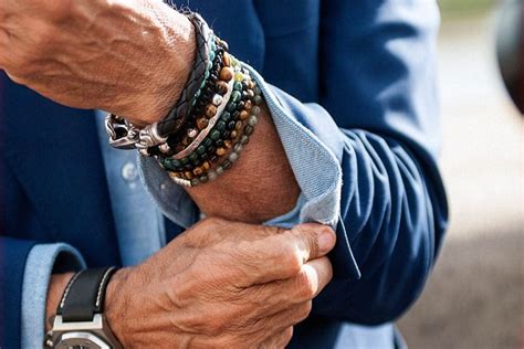 Fashionable Men's Bracelets to Keep it Classy