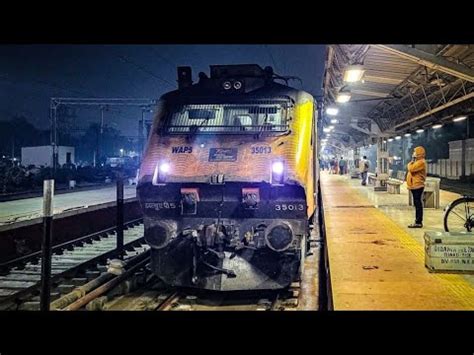 Aerodynamic Tejas Wap Powers Danapur Secunderabad Sf Express