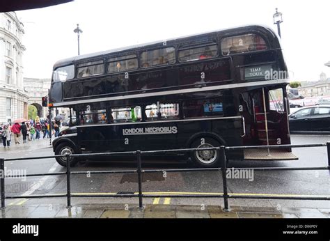 Black London Bus High Resolution Stock Photography And Images Alamy