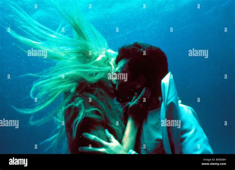 Daryl Hannah Splash Hi Res Stock Photography And Images Alamy