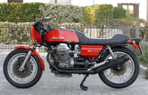 Carollomotoclassiche Moto Guzzi Le Mans 1