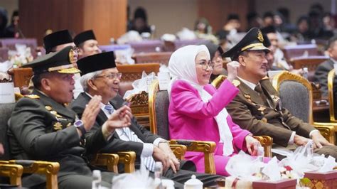 Rayakan HUT RI Ke 78 DPRD Sumsel Gelar Paripurna Istimewa