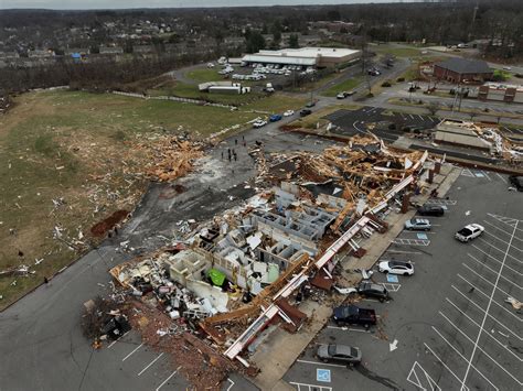 Deadly tornadoes cut path of destruction in Tennessee - December 11 ...