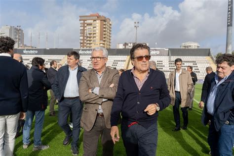 Executivo da Câmara Visitou Intervenções no Estádio do Varzim Voz da