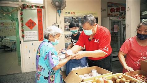 寒冬送暖 最窮里長為獨居老人送餐20年不間斷 生活 Nownews今日新聞