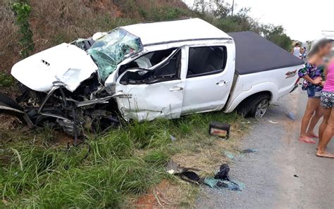 Motorista Morre E Cinco Ficam Feridos Em Batida Entre Carro E