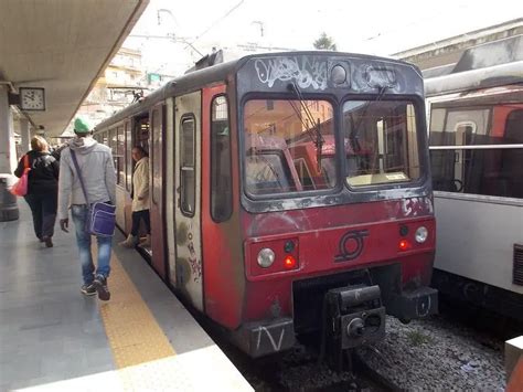 Tren N Poles Sorrento La Costa Amalfitana En Tren Ife