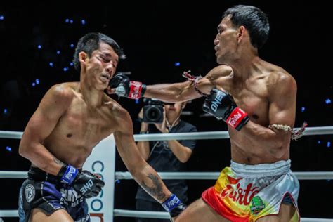 Yamin Scores Early TKO Against Ouraghi Siwakorn Wins War With