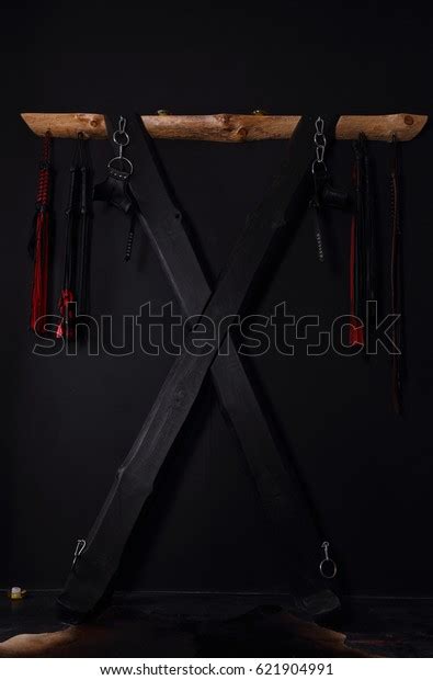 「wooden Sexual Bondage Cross Adult Devices」の写真素材（今すぐ編集） 621904991