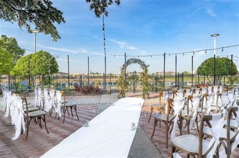 6 Outdoor Wedding Venues Louisiana Couples Are Booking Now