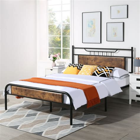 Vecelo Rustic Full Size Metal And Wood Platform Bed Frame With Wooden Headboard And Footboard