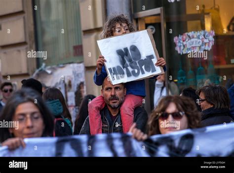 Palermo Italy 20th Apr 2017 Protesters Hold Banners During A