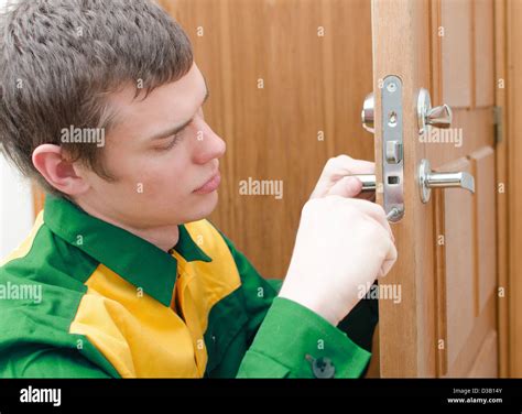 Handyman Uniform Hi Res Stock Photography And Images Alamy