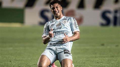 La Joya Brasileña Que Interesa Al Barcelona