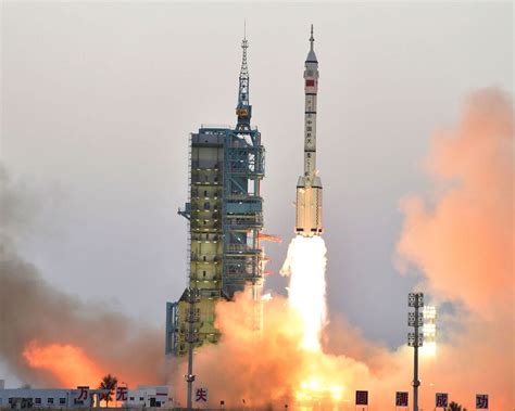 China S Reusable Spacecraft Makes Successful Landing