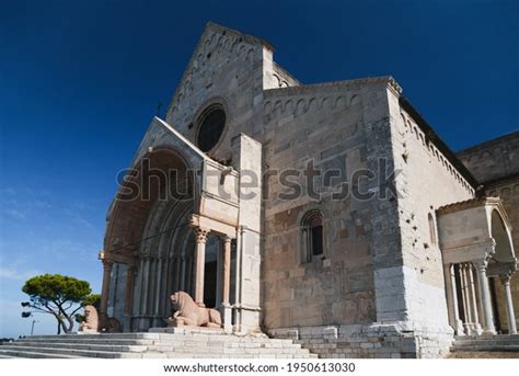 Ancona Cathedral Facade Cattedrale Di San Stock Photo 1950613030 ...