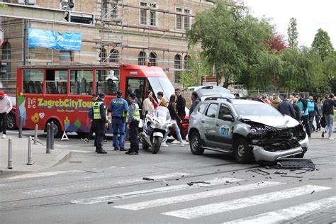 Foto Video Stra Na Nesre A U Centru Zagreba Sudarila Se Dva Taksija