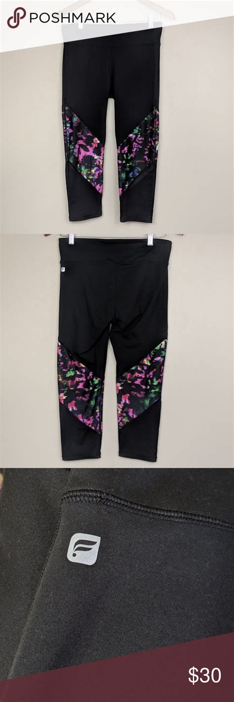 Fabletics Salar Powerhold Capri Leggings Size Med Clothes Design