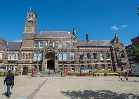 Gallery Look Inside St Helens Town Hall Liverpool Echo