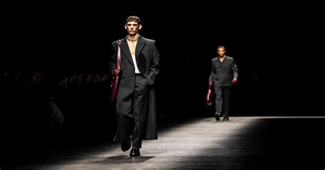 Sabato De Sarnos Gucci Menswear Debut Had Drama Within The Particulars